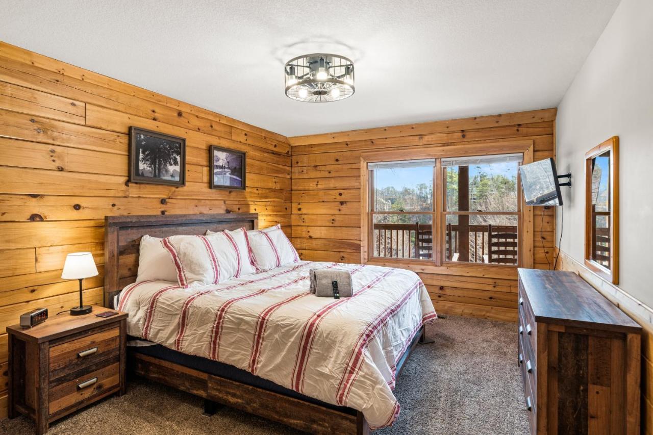 The Sly Fox - Recently Updated/ Ideal Pf Location Pigeon Forge Esterno foto