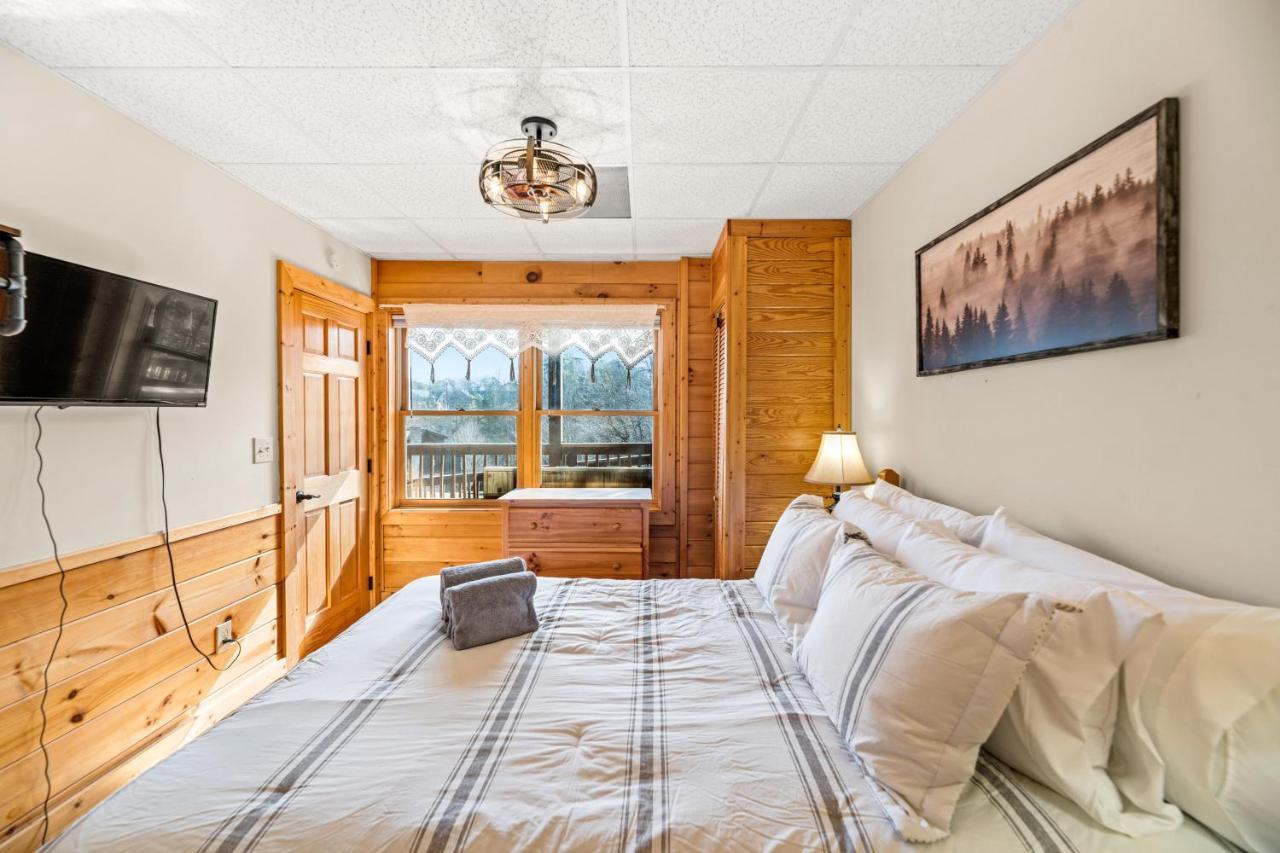 The Sly Fox - Recently Updated/ Ideal Pf Location Pigeon Forge Esterno foto